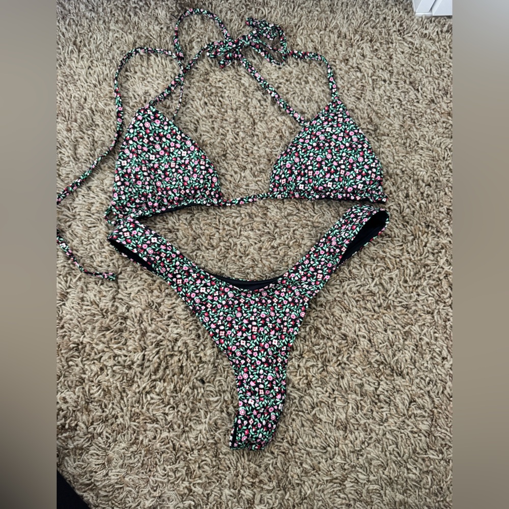 Frankie’s Bikinis Floral Bikini Set